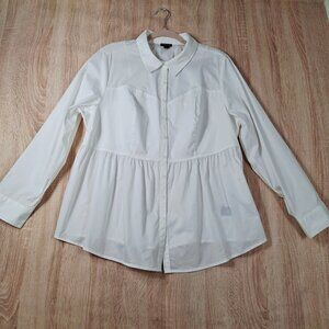 Torrid Plus 2X Peplum Sweetheart Button Down White Shirt Blouse Smocked Shaped